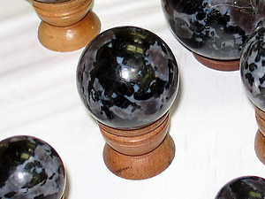 Indigo Gabbro Spheres 40-50 mm
