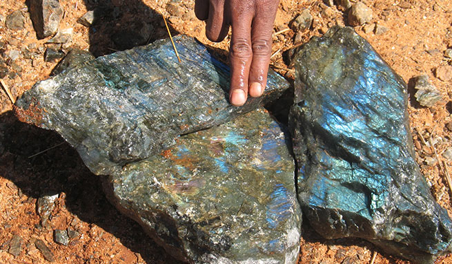 Electric Midnight Labradorite Quarry